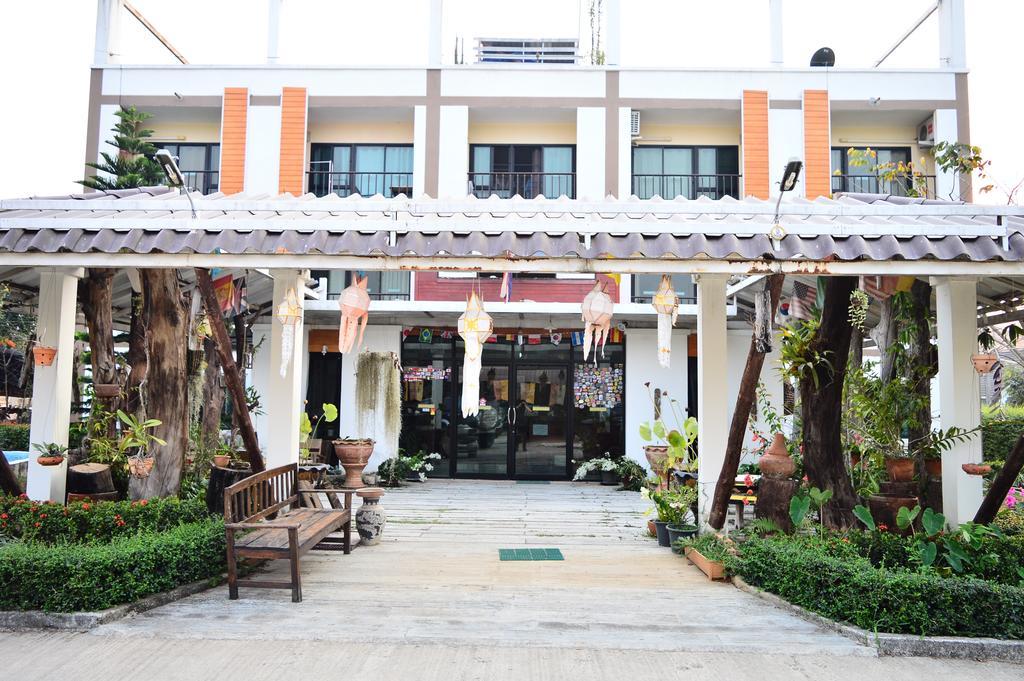 Hotel Mech Mansion à Chiang Rai Extérieur photo