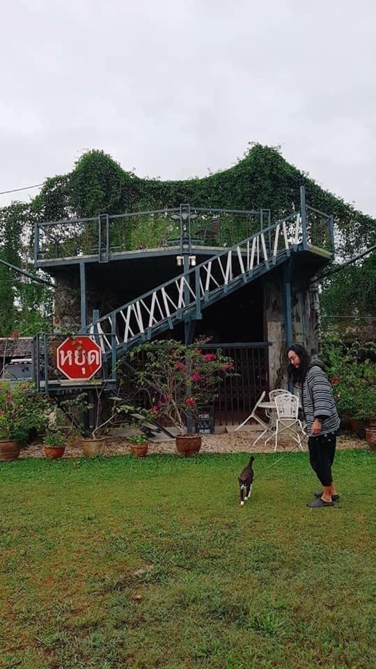 Hotel Mech Mansion à Chiang Rai Extérieur photo